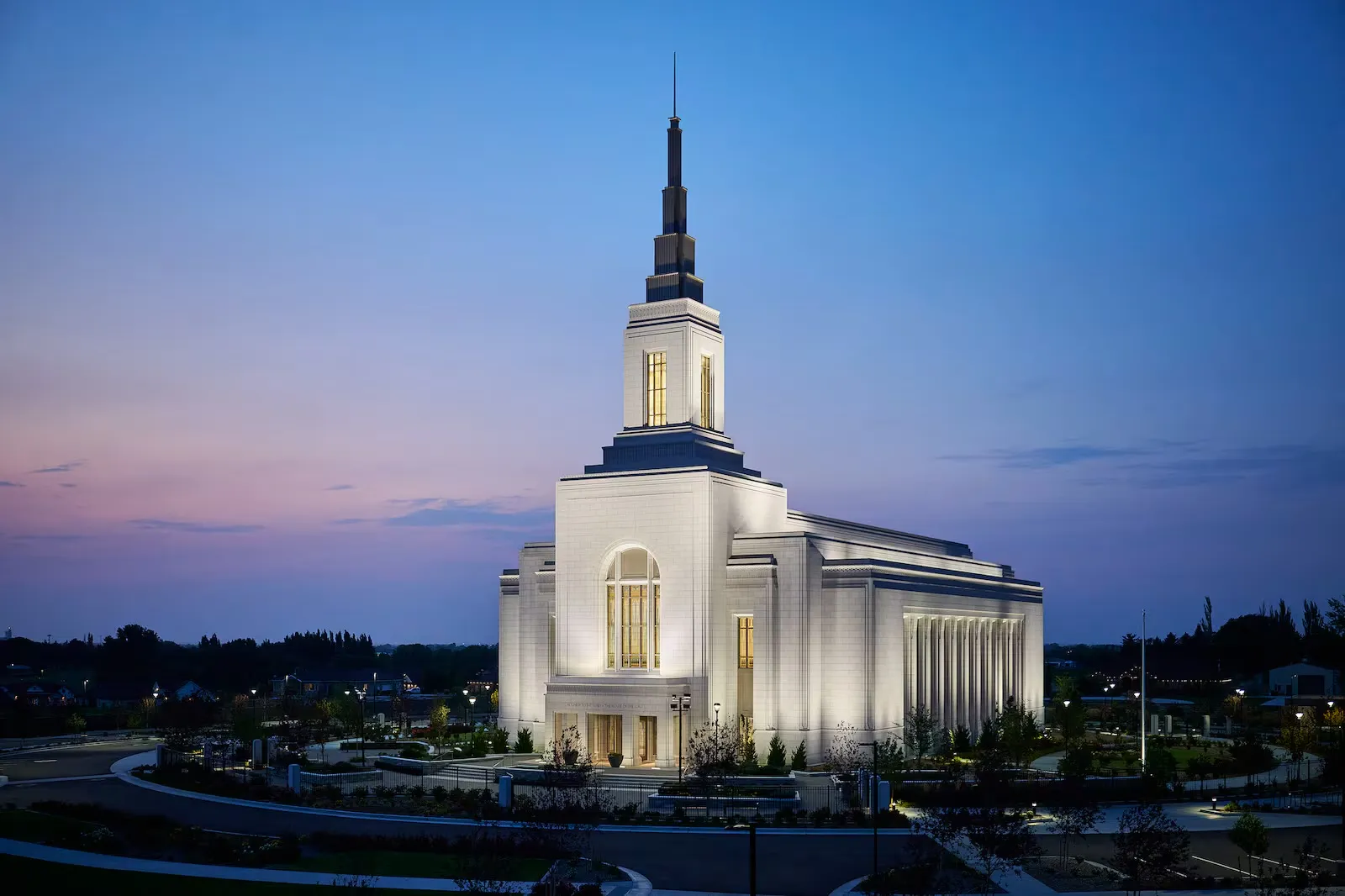 Burley Idaho Temple at dusk